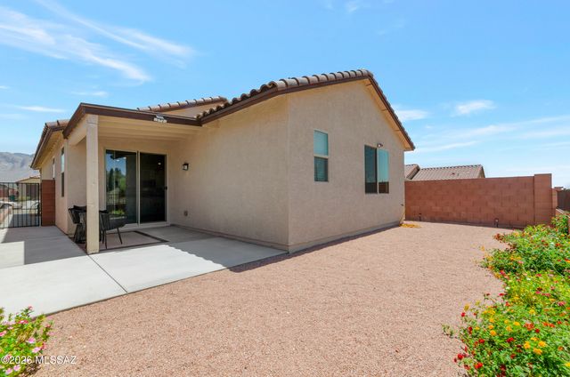 9305 N Peridot Vista Avenue, Tucson, AZ 85742