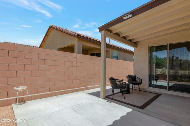 9305 N Peridot Vista Avenue, Tucson, AZ 85742