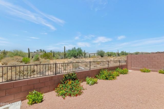 9305 N Peridot Vista Avenue, Tucson, AZ 85742