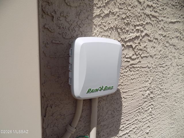 9305 N Peridot Vista Avenue, Tucson, AZ 85742