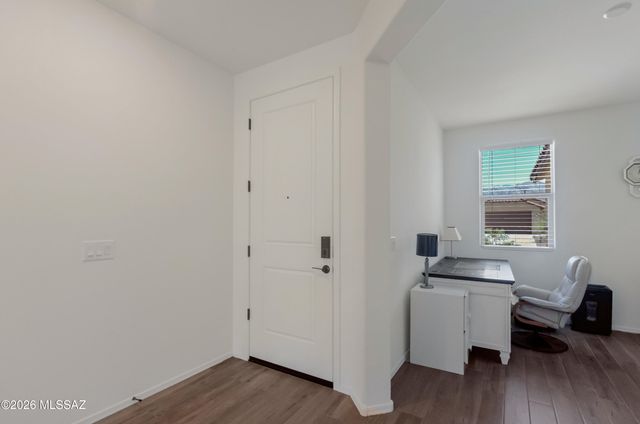 9305 N Peridot Vista Avenue, Tucson, AZ 85742