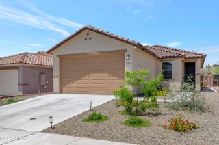 9305 N Peridot Vista Avenue, Tucson, AZ 85742