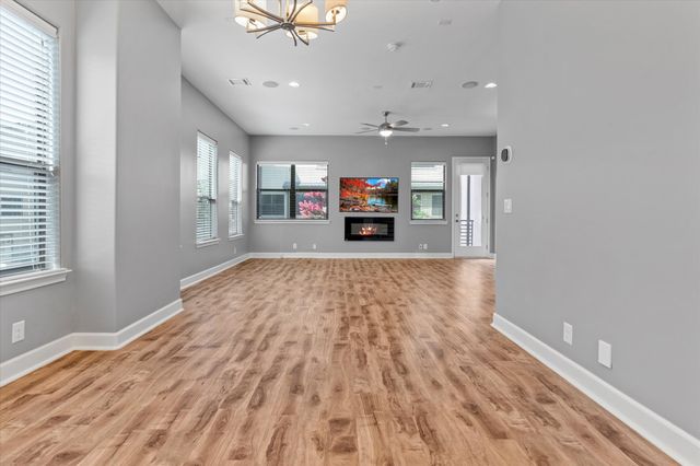 1717 Annex Avenue 605, Dallas, TX 75204