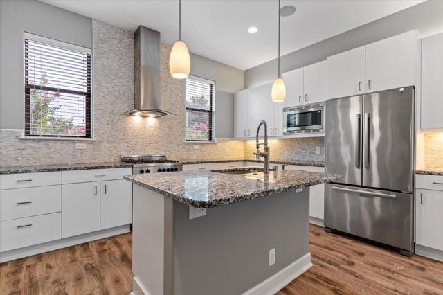 1717 Annex Avenue 605, Dallas, TX 75204