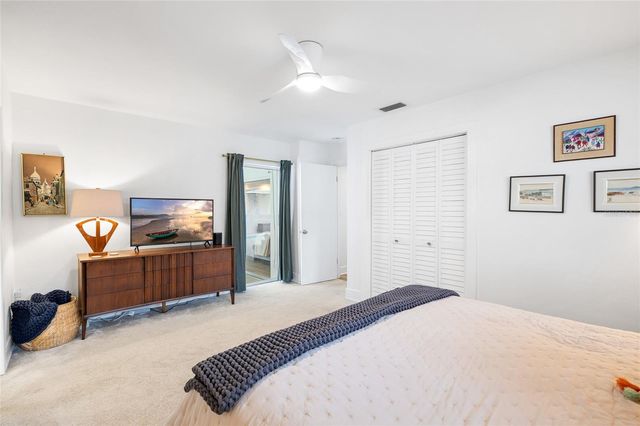 1201 87TH AVENUE N, St Petersburg, FL 33702