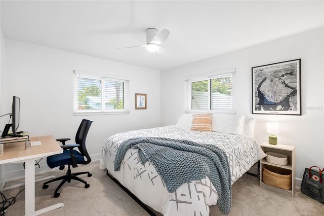 1201 87TH AVENUE N, St Petersburg, FL 33702