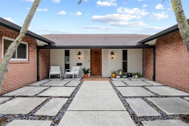 1201 87TH AVENUE N, St Petersburg, FL 33702