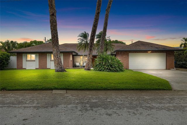 1201 87TH AVENUE N, St Petersburg, FL 33702