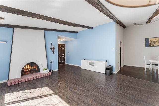 12 Royal Lake Dr 8, Braintree, MA 02184