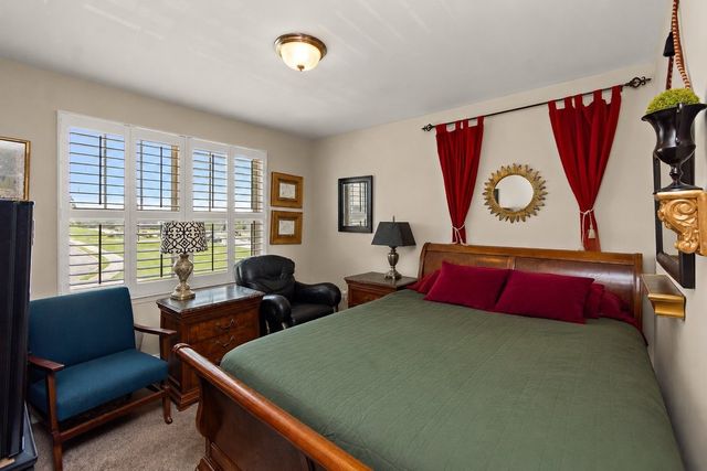 1104 Neeleys Bnd, Spring Hill, TN 37174