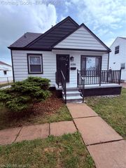 13395 Pullman Street, Southgate, MI 48195
