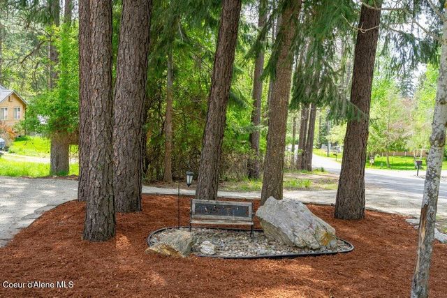 8694 N Clarkview Pl, Hayden Lake, ID 83835