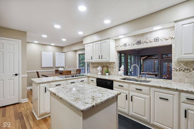 118 White Horse Lane, Fishers, IN 46038