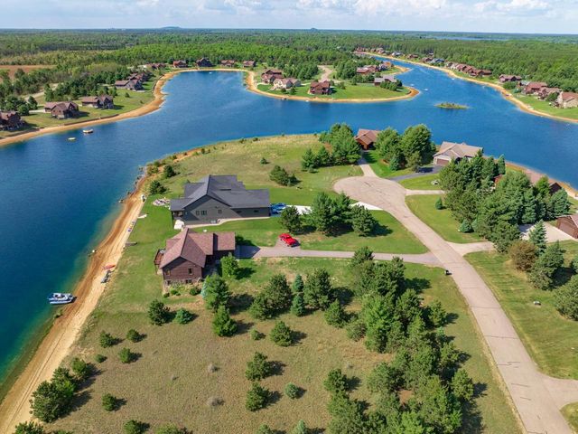 N7443 Silver Canoe Court, New Lisbon, WI 53950