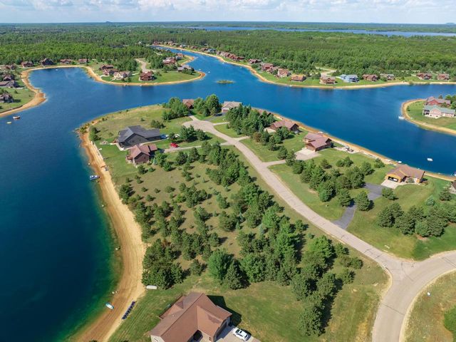 N7443 Silver Canoe Court, New Lisbon, WI 53950