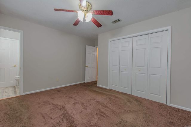 187 Meadowick Dr, Jacksonville, AR 72076