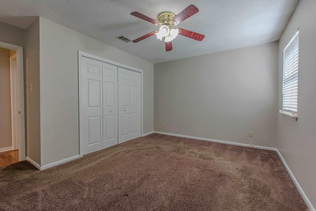 187 Meadowick Dr, Jacksonville, AR 72076