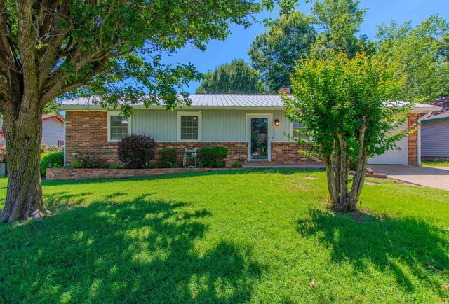 187 Meadowick Dr, Jacksonville, AR 72076