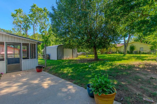 187 Meadowick Dr, Jacksonville, AR 72076