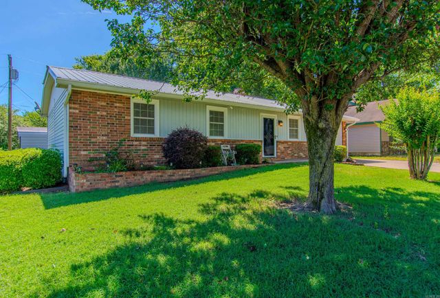 187 Meadowick Dr, Jacksonville, AR 72076