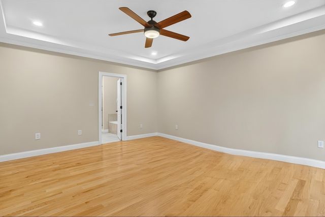 32 Bissonnette Cir, Southampton, MA 01073