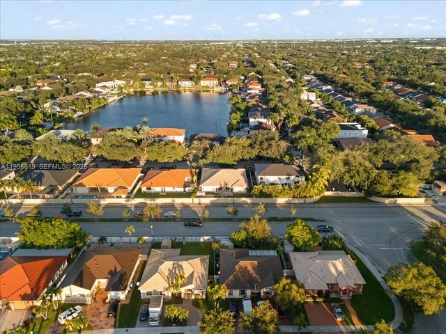 16640 NW 86th Ct, Miami Lakes, FL 33016