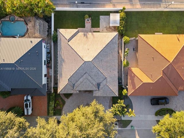 16640 NW 86th Ct, Miami Lakes, FL 33016