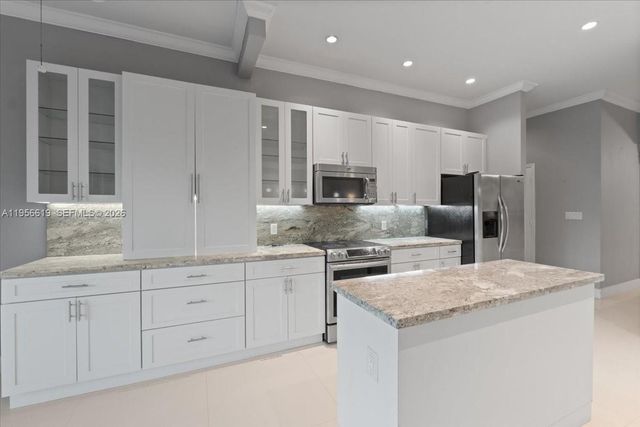 16640 NW 86th Ct, Miami Lakes, FL 33016