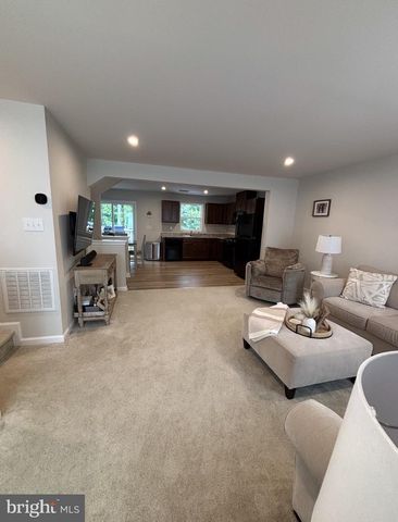165 RILEY ST, Williamstown, NJ 08094