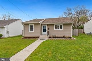 11 HILLSIDE AVE, Clayton, NJ 08312