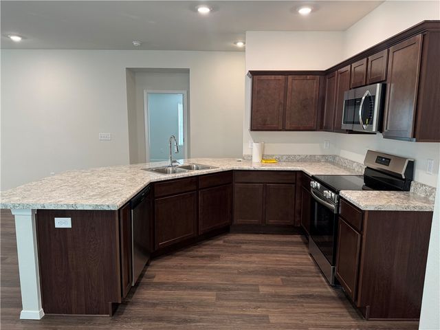 2515 S Silver Street, Siloam Springs, AR 72761