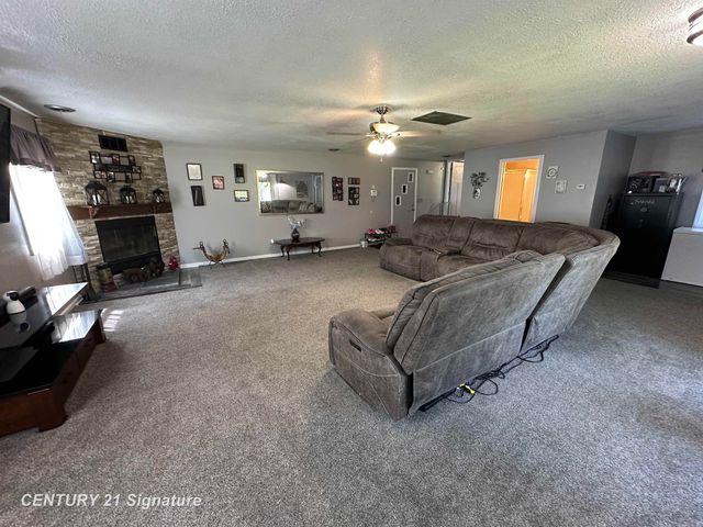 6320 W Frances Road, Vienna Twp, MI 48420