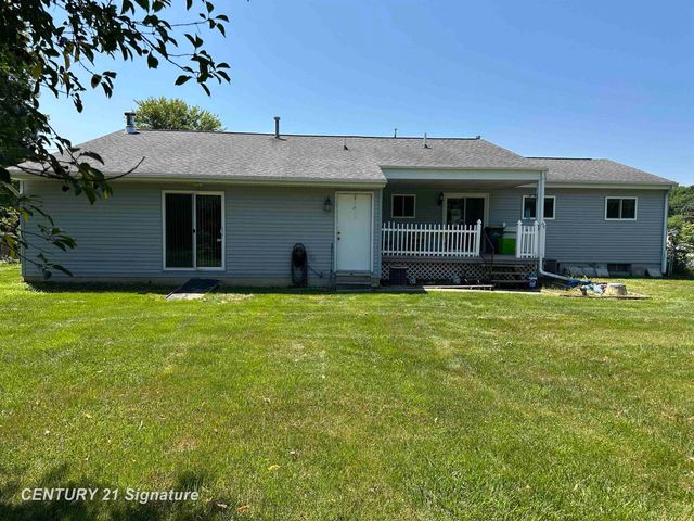 6320 W Frances Road, Vienna Twp, MI 48420