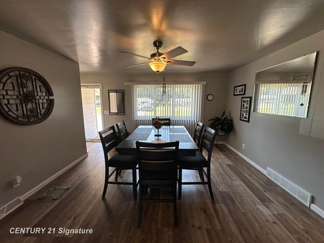6320 W Frances Road, Vienna Twp, MI 48420