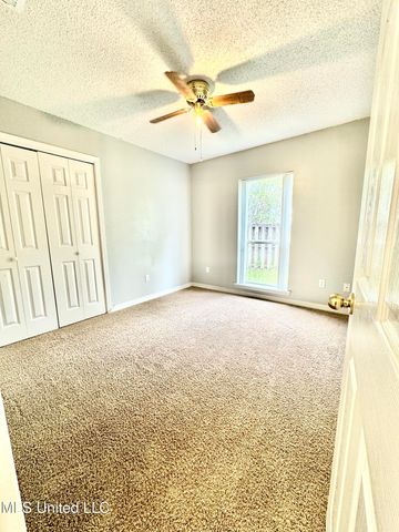 891 Palm Cove, Biloxi, MS 39532