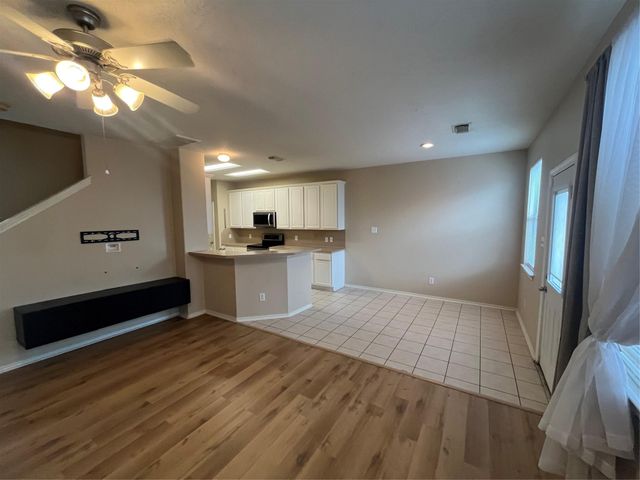 8917 Elm Drake Lane, Humble, TX 77338