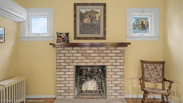 147 E Hazelhurst Street, Ferndale, MI 48220