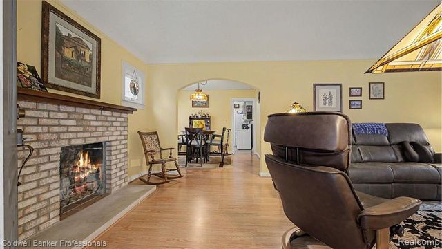 147 E Hazelhurst Street, Ferndale, MI 48220