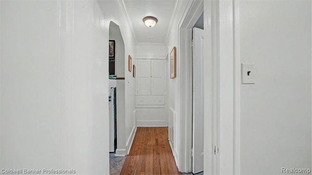 147 E Hazelhurst Street, Ferndale, MI 48220