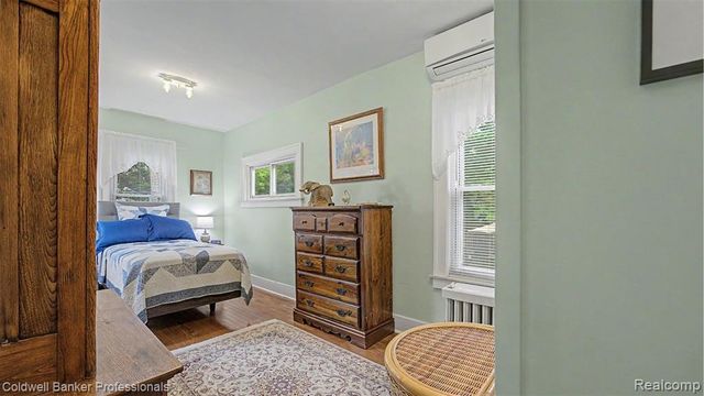 147 E Hazelhurst Street, Ferndale, MI 48220