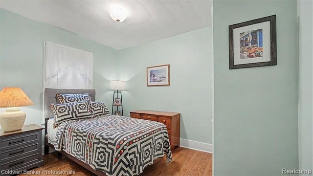 147 E Hazelhurst Street, Ferndale, MI 48220