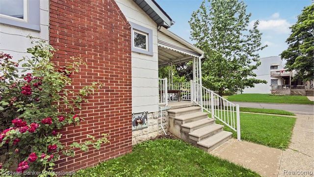 147 E Hazelhurst Street, Ferndale, MI 48220