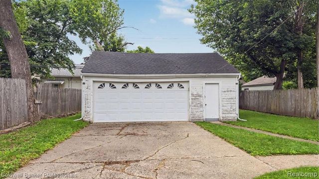 147 E Hazelhurst Street, Ferndale, MI 48220