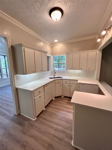 111 Dogwood Trail, Gun Barrel City, TX 75156