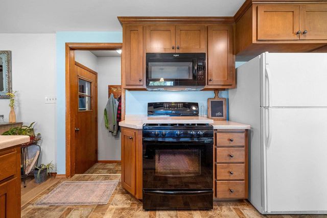 1016 CHANTEL STREET, Green Bay, WI 54304