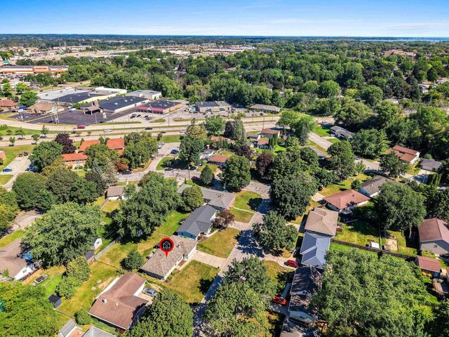 1016 CHANTEL STREET, Green Bay, WI 54304