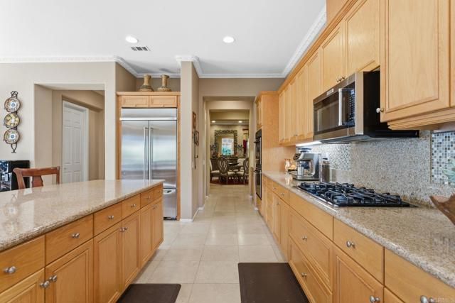 15141 Post Oak Lane, El Cajon, CA 92021