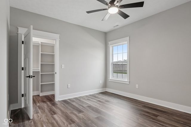 2843 Grandview Lane, Greenwood, IN 46143