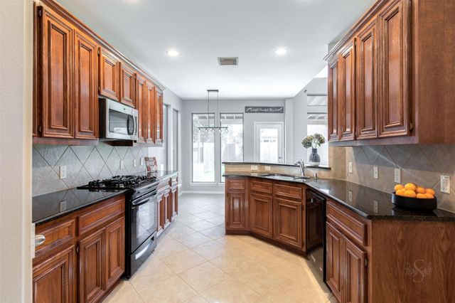 11026 Anilu Drive, Richmond, TX 77406