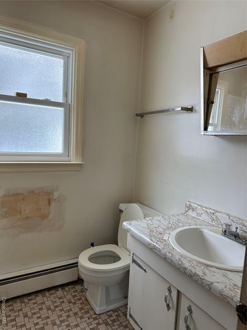 77 Melrose Avenue, New Windsor, NY 12553